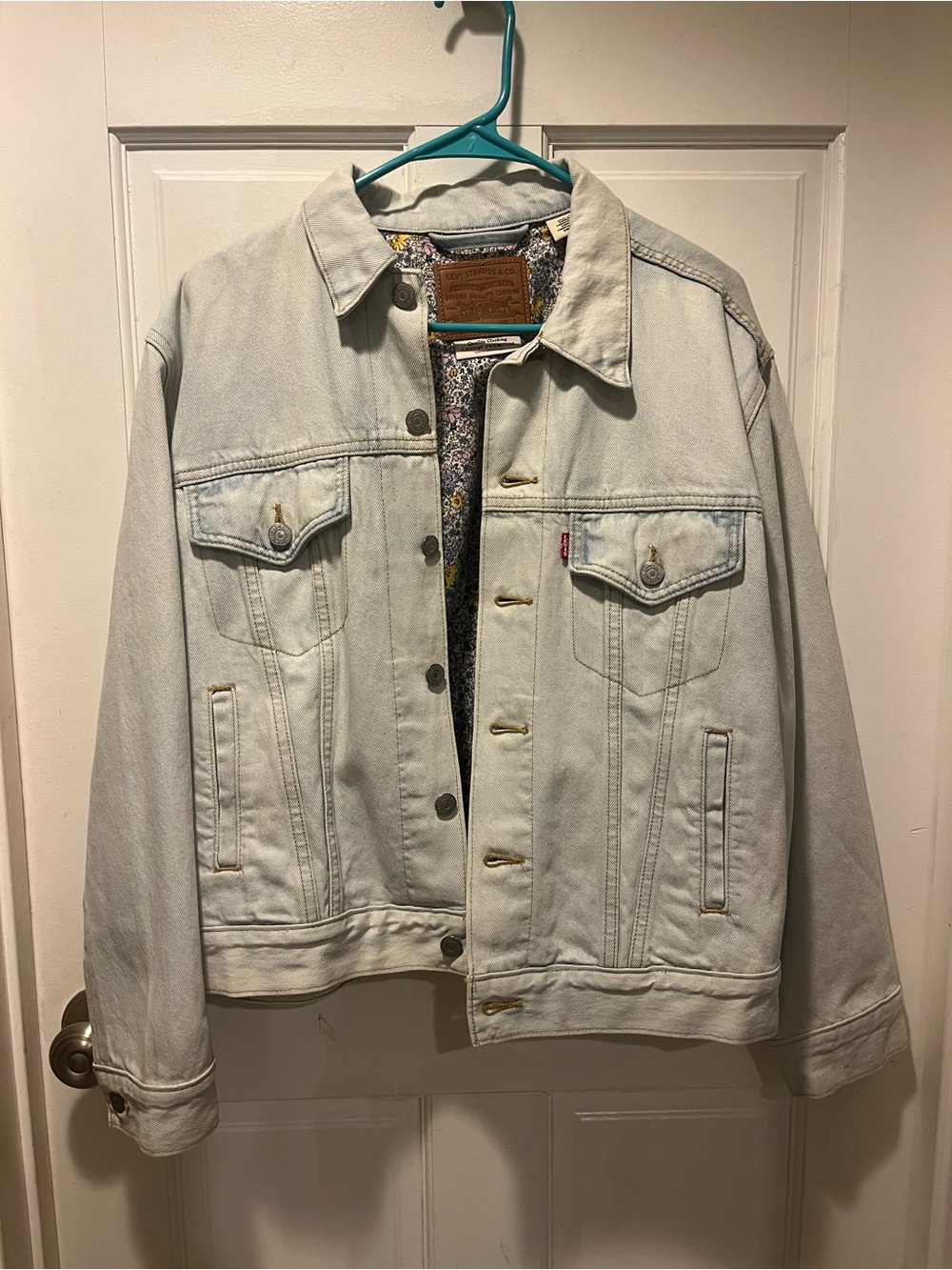 Levi's Boyfriend Light Blue Denim Jacket with Floral Lining